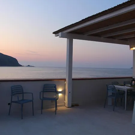 Feriehus Lanterna Sul Mare Favignana