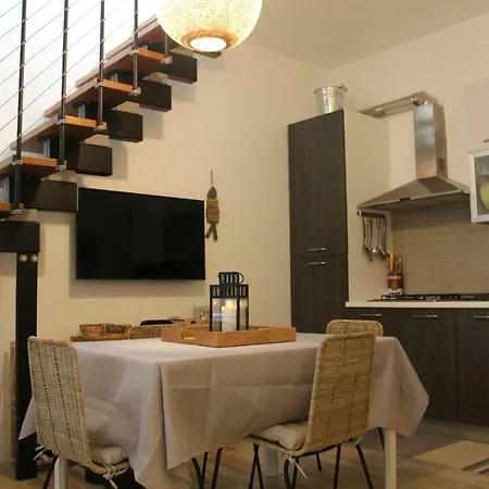 Lanterna Sul Mare Favignana