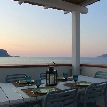 Lanterna Sul Mare Favignana