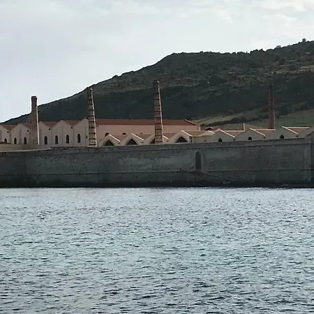 Lanterna Sul Mare Favignana