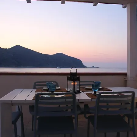 Lanterna Sul Mare Сasa de vacaciones *